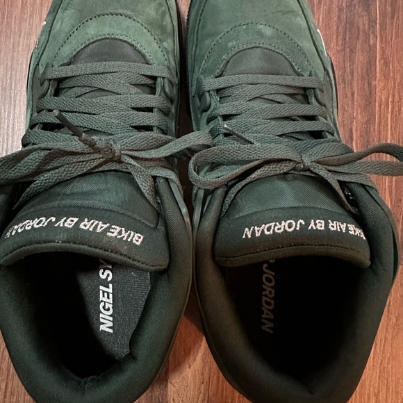 Nigel Sylvester x Air Jordan 4 Bike Air - Picture 9 of 12